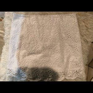 Lily Pulitzer White Scallop Skirt Size 0